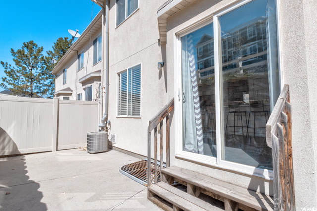 Great private back patio