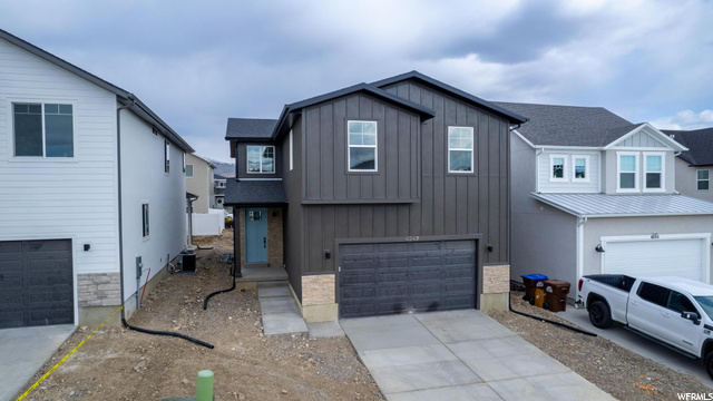 4294 TIVON LN
