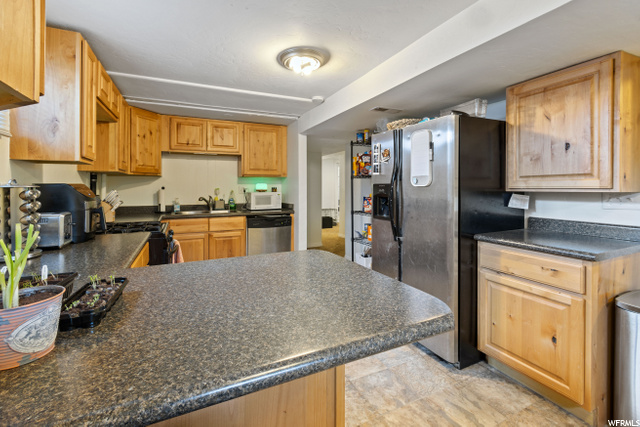 Apartment Kitchen