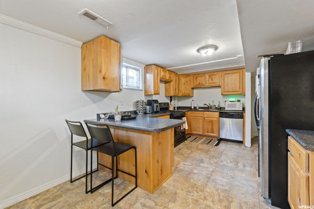 Apartment Kitchen