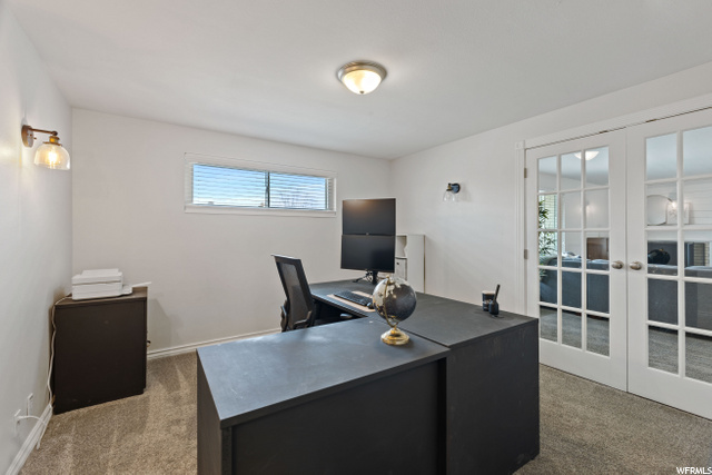 Bedroom / Office
