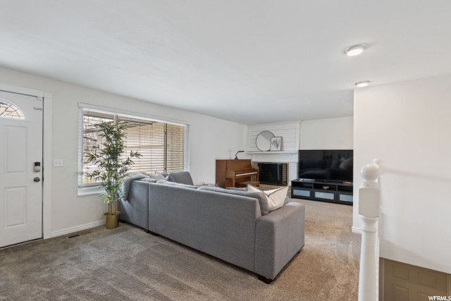 Entry / Family Room