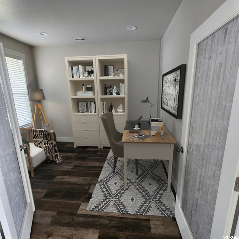 Office/guest virtually staged