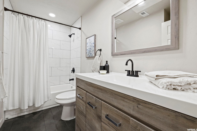 main floor bath