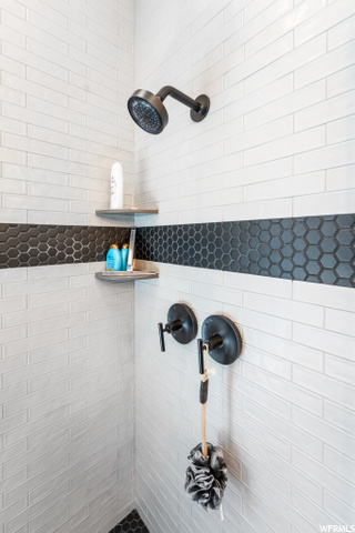 MASTER SHOWER