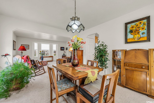Arch to Formal Dining