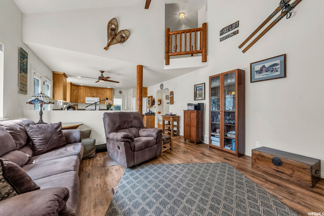 Vaults & Look Over to the Family Room