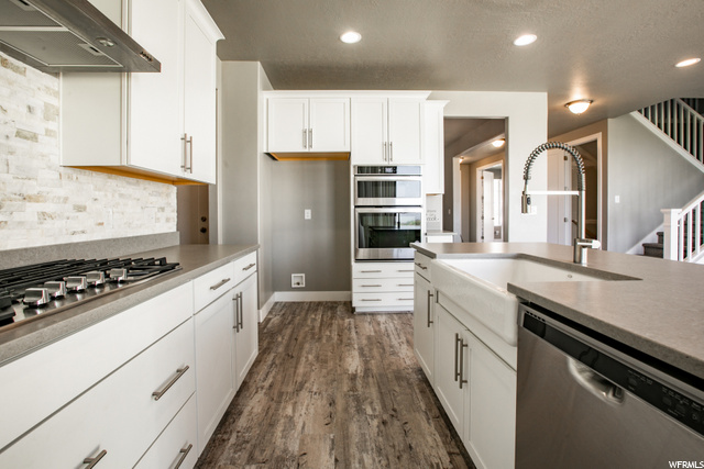 Kitchen-Gas Cooktop