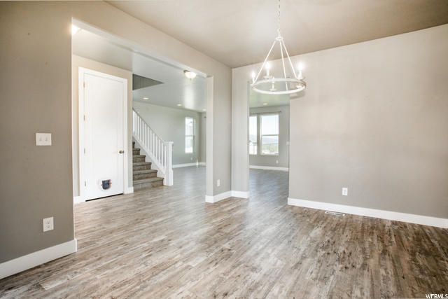 Formal Dining Room/Hallway