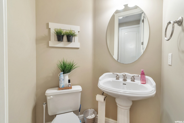 Main Level Bath