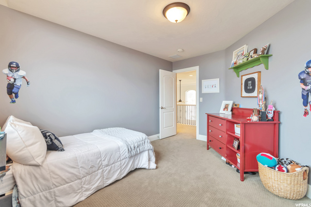 Upstairs Bedroom #4