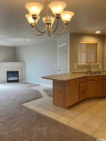 Open concept livingroom kitchen