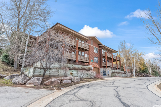 Your Dream Utah Property | $825,000 | 8450 Pointe Rd #h14 Park City UT ...