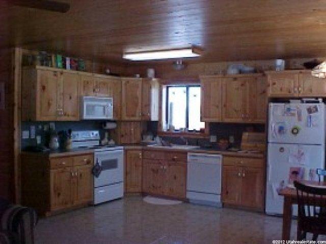 1051 Timberlakes Dr, Wasatch County, UT 84032 — photo 2