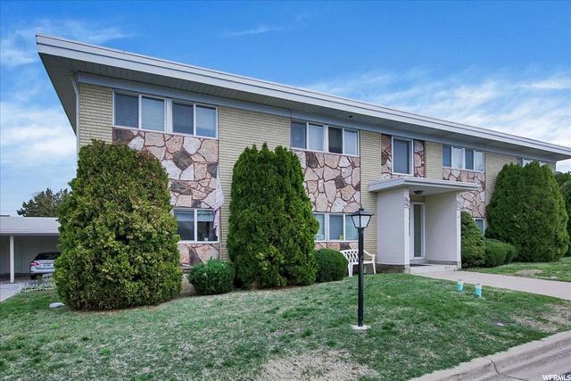 2364 Chateau Dr #C-101, Roy, UT 84067