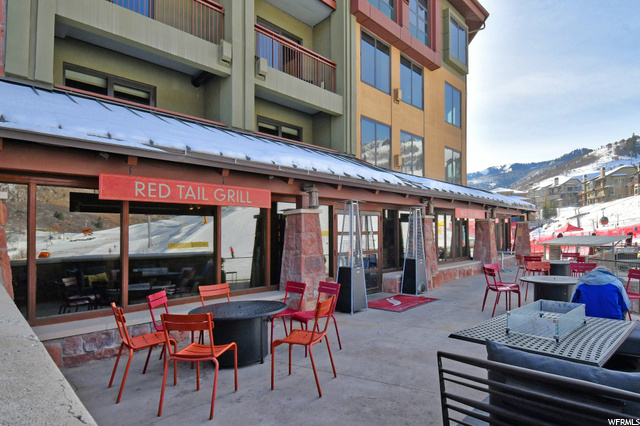 Red Tail Grill