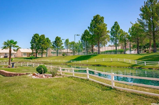 Photo 36 for MLS #1881098 at 225 N Valley View Dr #68