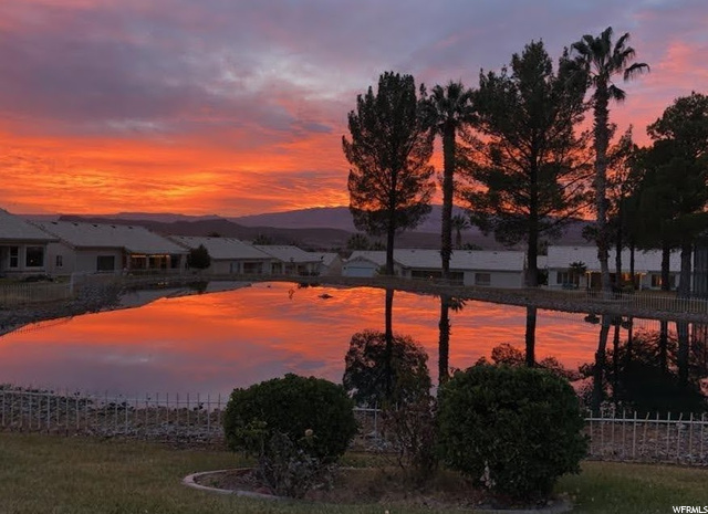 Photo 35 for MLS #1881098 at 225 N Valley View Dr #68