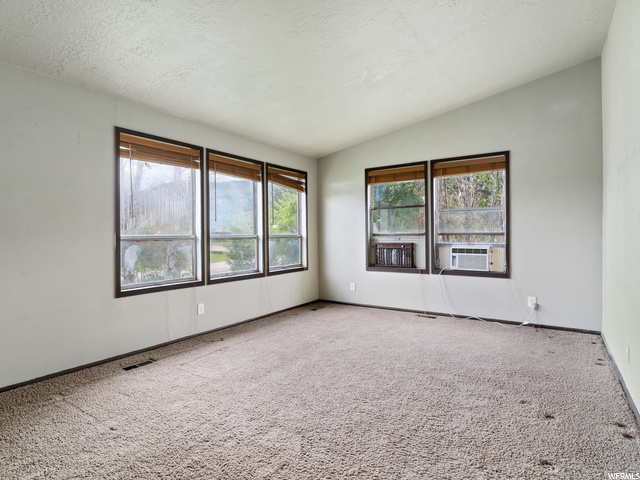 Photo 13 for MLS #1882479 at 3178 E 5400 North