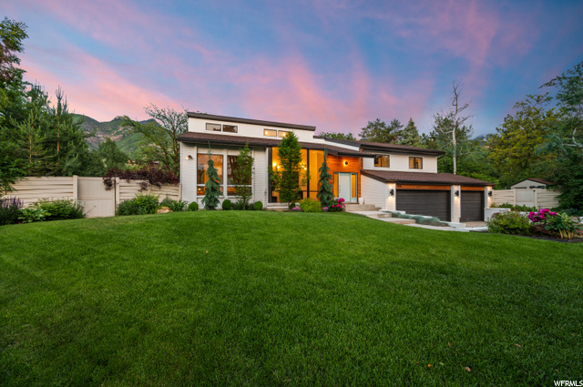 3036 E Willow Creek Dr S, Sandy, UT 84093