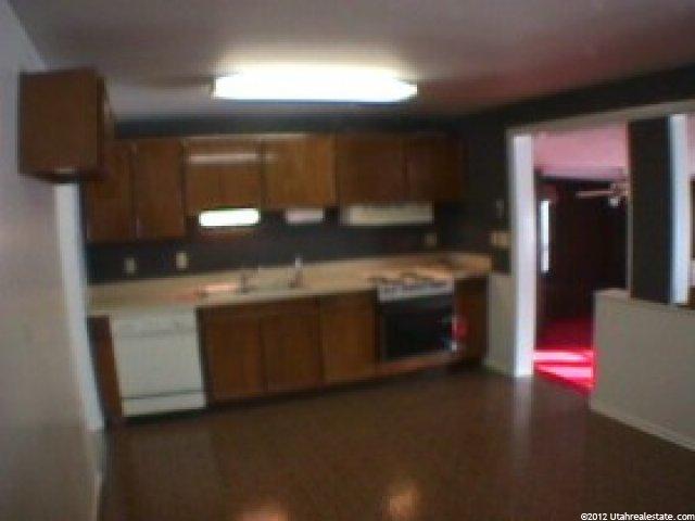 106 E Gordon Ave, Layton, UT 84041 — photo 5