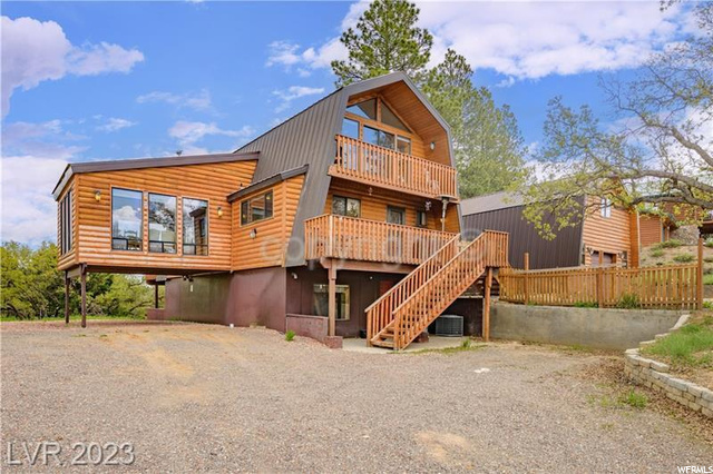 1590 W ELK RIDGE DR