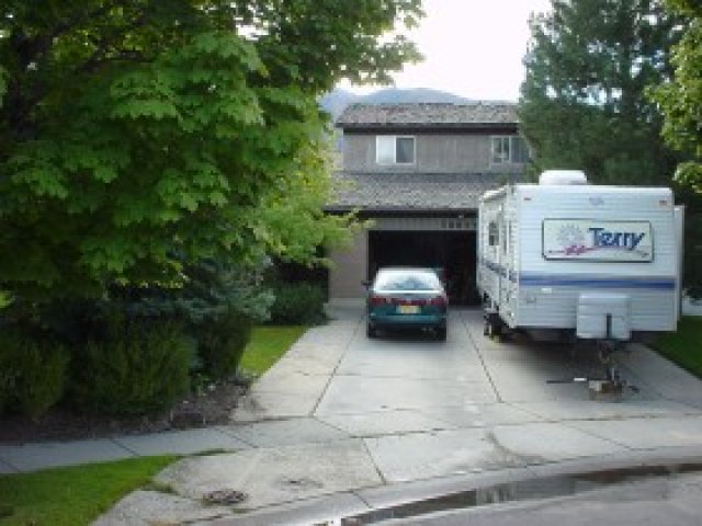 10977 Pleasant Hl, Sandy, UT 84092 — photo 2