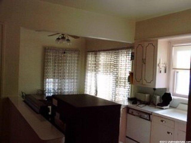 65 N Center St, Hyrum, UT 84319 — photo 4