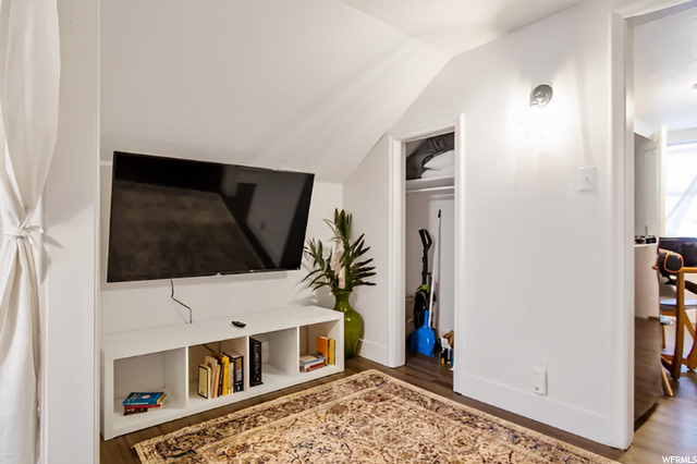 Photo 5 for MLS #1890340 at 1895 S 200 East