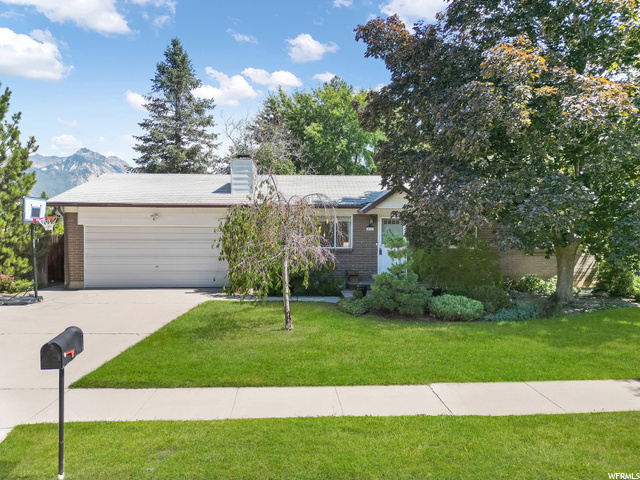 11115 S Lynford Dr, Sandy, UT 84092