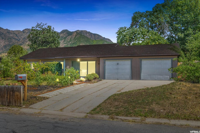 7289 S 2980 E, Salt Lake City UT 84121