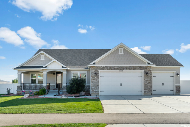 2236 E HORIZON DR, Eagle Mountain UT 84005