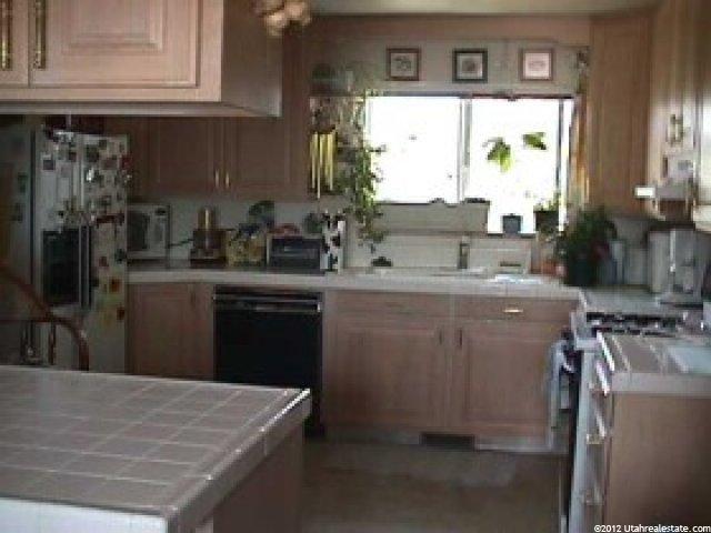 370 N 200 W, Fillmore, UT 84631 — photo 2