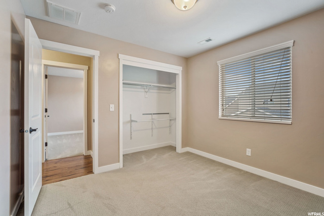 Photo 11 for MLS #1903475 at 928 Amberly Dr