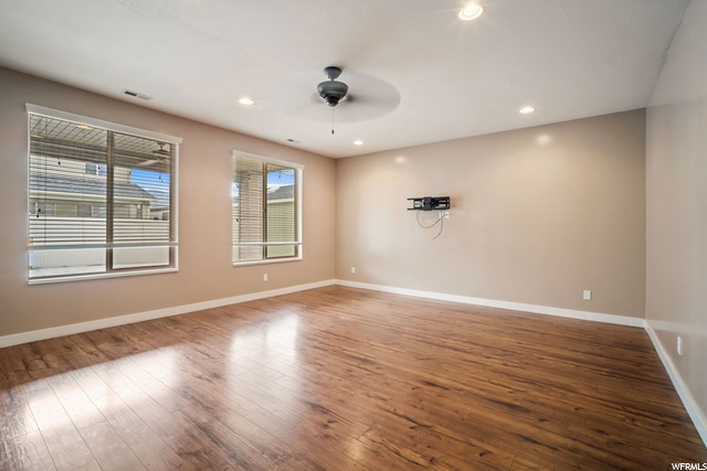Photo 6 for MLS #1903475 at 928 Amberly Dr