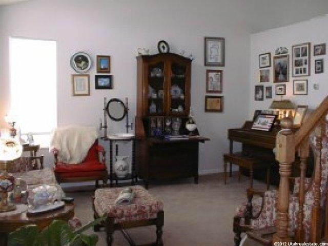 754 W 2200 N, Clinton, UT 84015 — photo 2