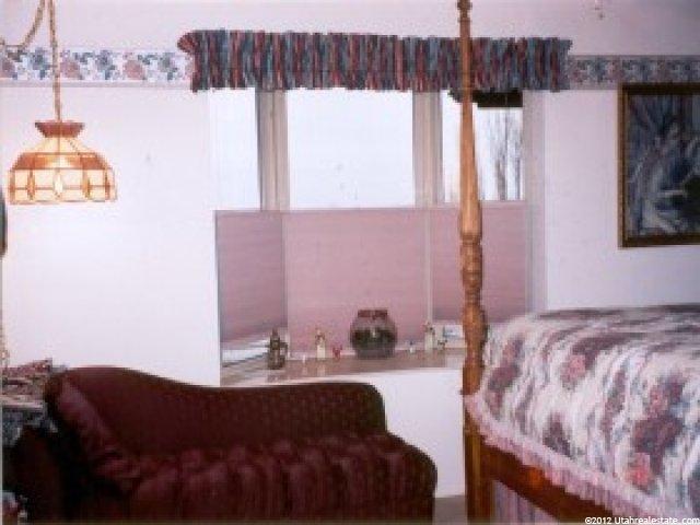 566 E 3300 N, North Ogden, UT 84414 — photo 8
