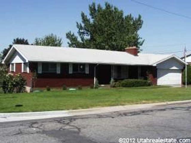 3758 Terrace Heights Rd, Salt Lake City, UT 84109