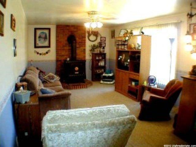 707 Sunset Cir, Hyrum, UT 84319 — photo 3