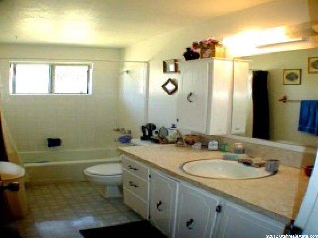 707 Sunset Cir, Hyrum, UT 84319 — photo 8