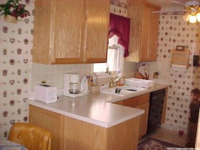 1351 Sheridan Dr, Ogden, UT 84404 — photo 3