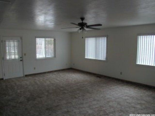 566 Howard Dr, Sandy, UT 84070 — photo 2