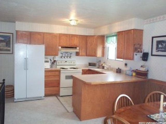 955 E South Fork Cir, Sandy, UT 84094 — photo 2
