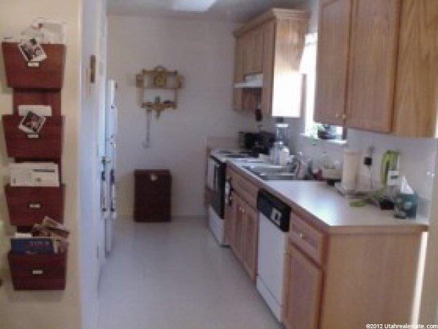 823 N Quincy Ave, Ogden, UT 84404 — photo 3