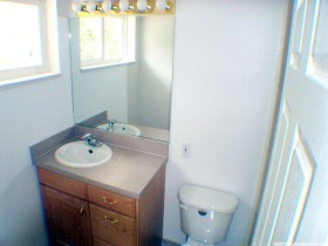 838 E Center St, Logan, UT 84321 — photo 2
