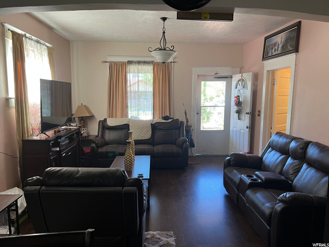 Photo 22 for MLS #1963586 at 2852 Porter Ave