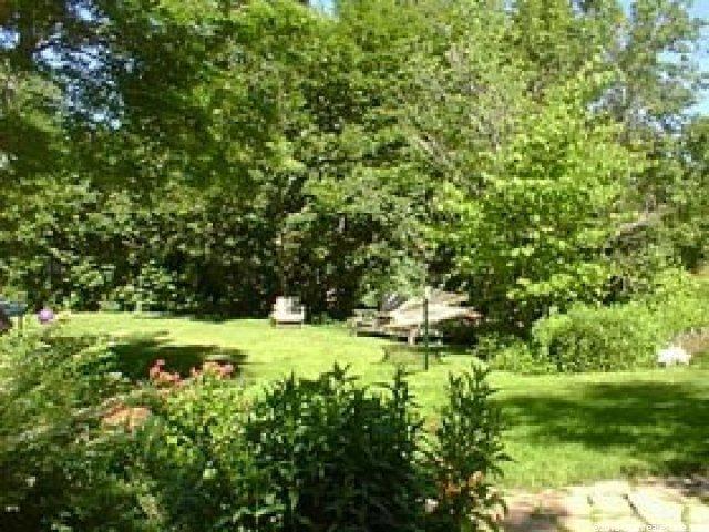 6150 S 2300 E, Holladay, UT 84121 — photo 2