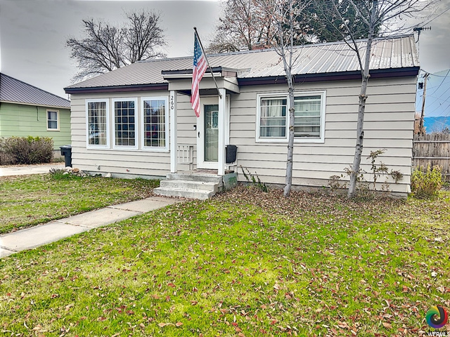260 E 2nd N, Soda Springs, ID 83276