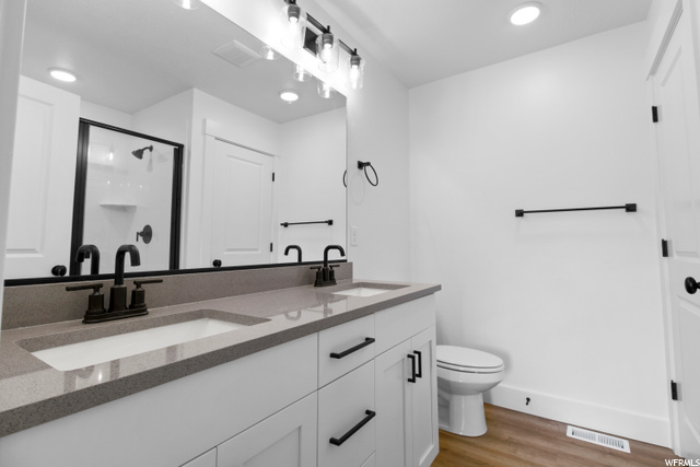 Photo 19 for MLS #1967582 at 2678 W Maple St #283
