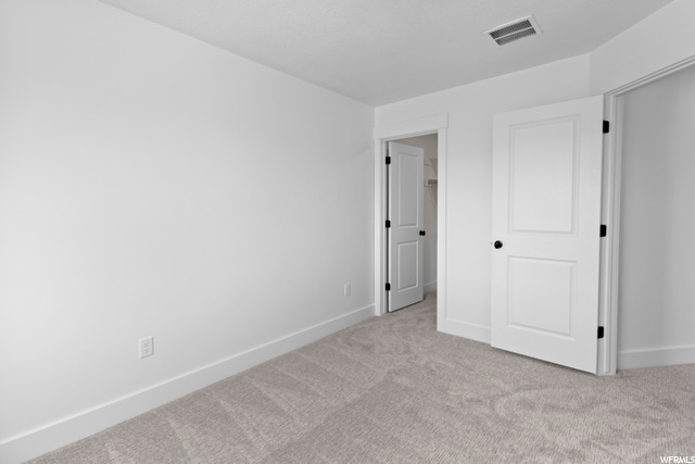 Photo 31 for MLS #1967582 at 2678 W Maple St #283